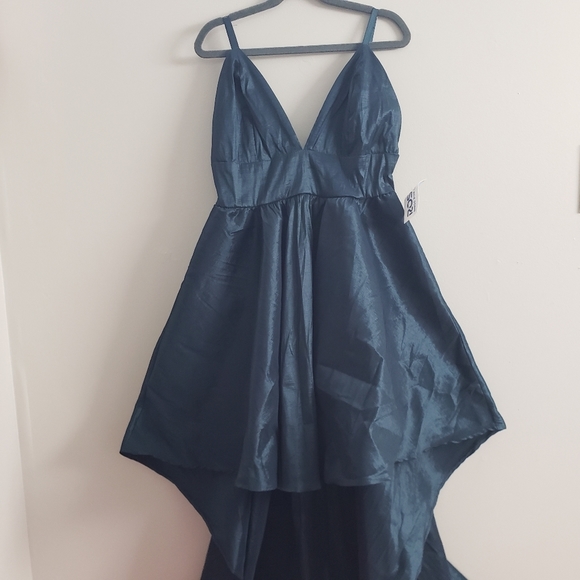 iris Dresses & Skirts - Iris Emerald green satin high low dress Size M